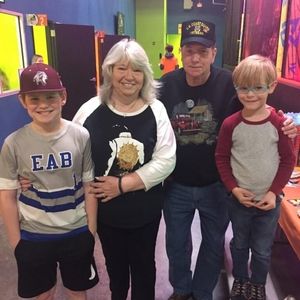 Meet your Posher, Laurie